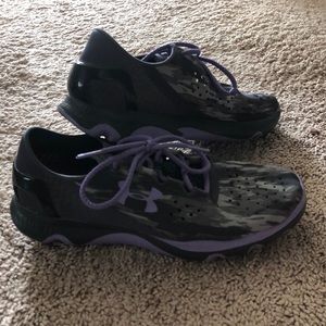 Woman’s Under Armor SpeedForm Shoes